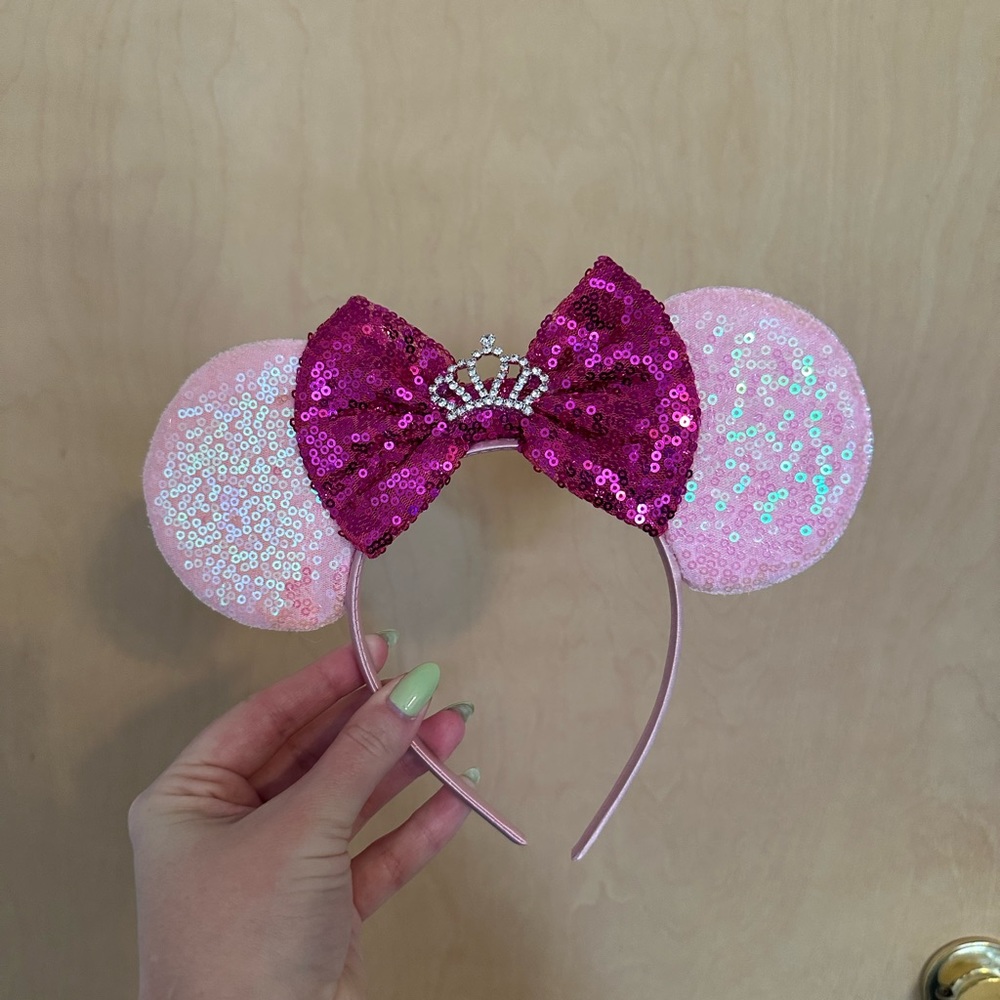 Aurora Minnie Mouse Ears